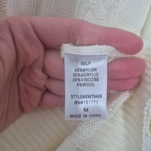 Altar'd State Ivory Cable Knit Sweater Vest Twee Preppy Cottagecore Size Medium - Picture 4 of 4